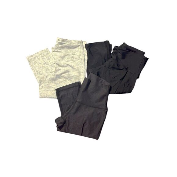Women’s capri Leggings Bundle of 3  (Size X-Small) - Picture 1 of 5